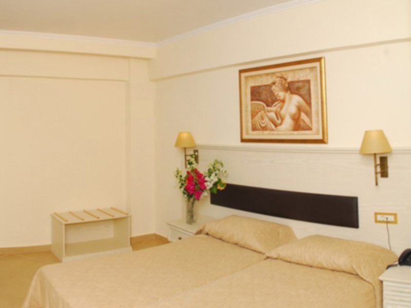 Cactus Beach Hotel Stalida Екстериор снимка