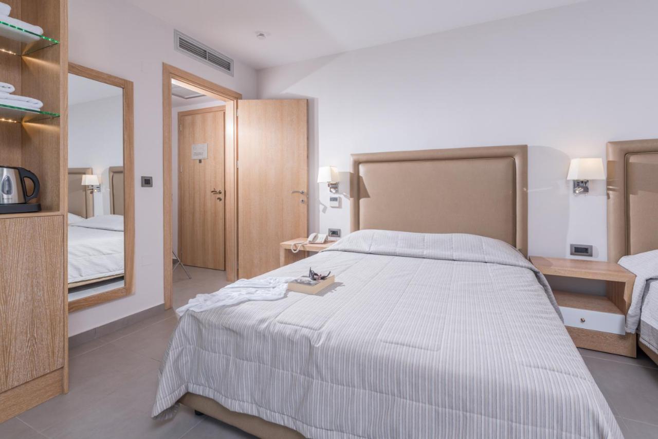 Cactus Beach Hotel Stalida Екстериор снимка